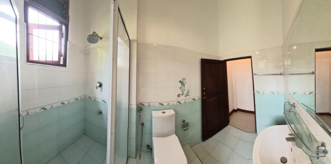 Golden Relax Villa With Pool, Restaurant & European Service Eramudugaha Екстер'єр фото