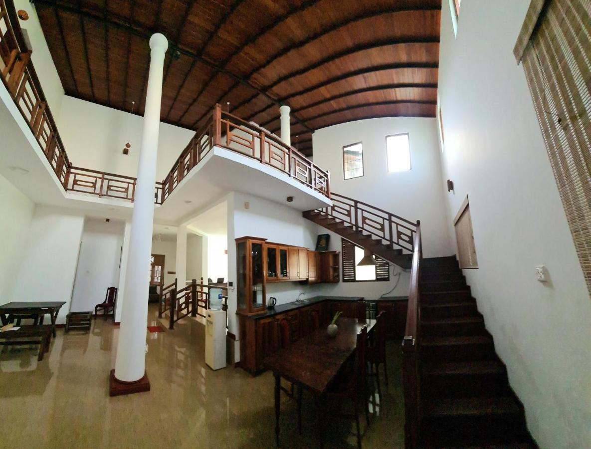Golden Relax Villa With Pool, Restaurant & European Service Eramudugaha Екстер'єр фото