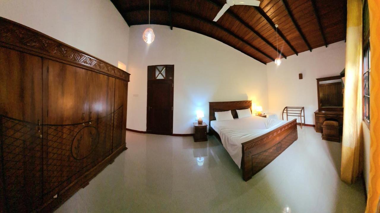 Golden Relax Villa With Pool, Restaurant & European Service Eramudugaha Екстер'єр фото