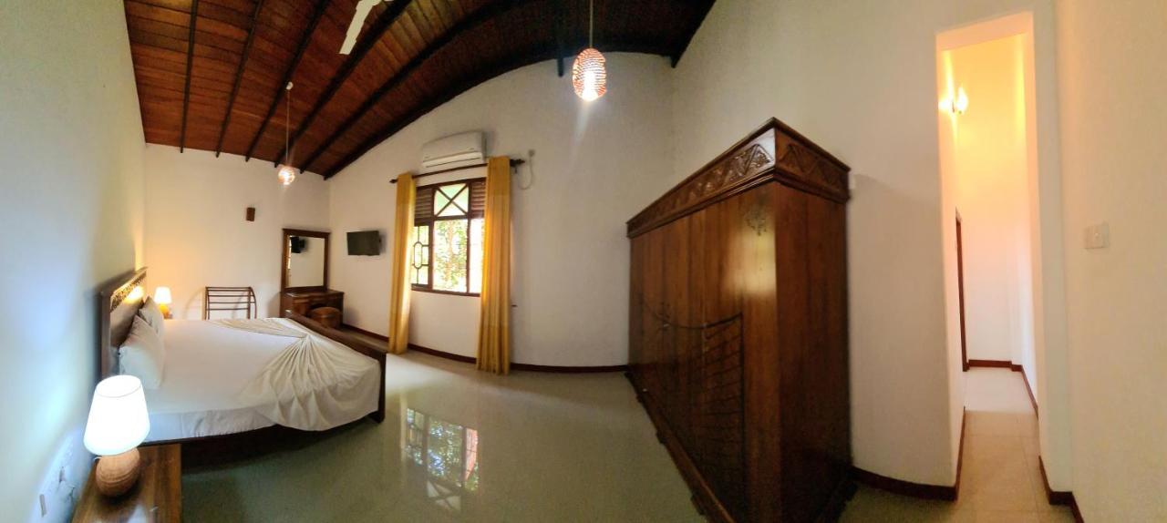 Golden Relax Villa With Pool, Restaurant & European Service Eramudugaha Екстер'єр фото